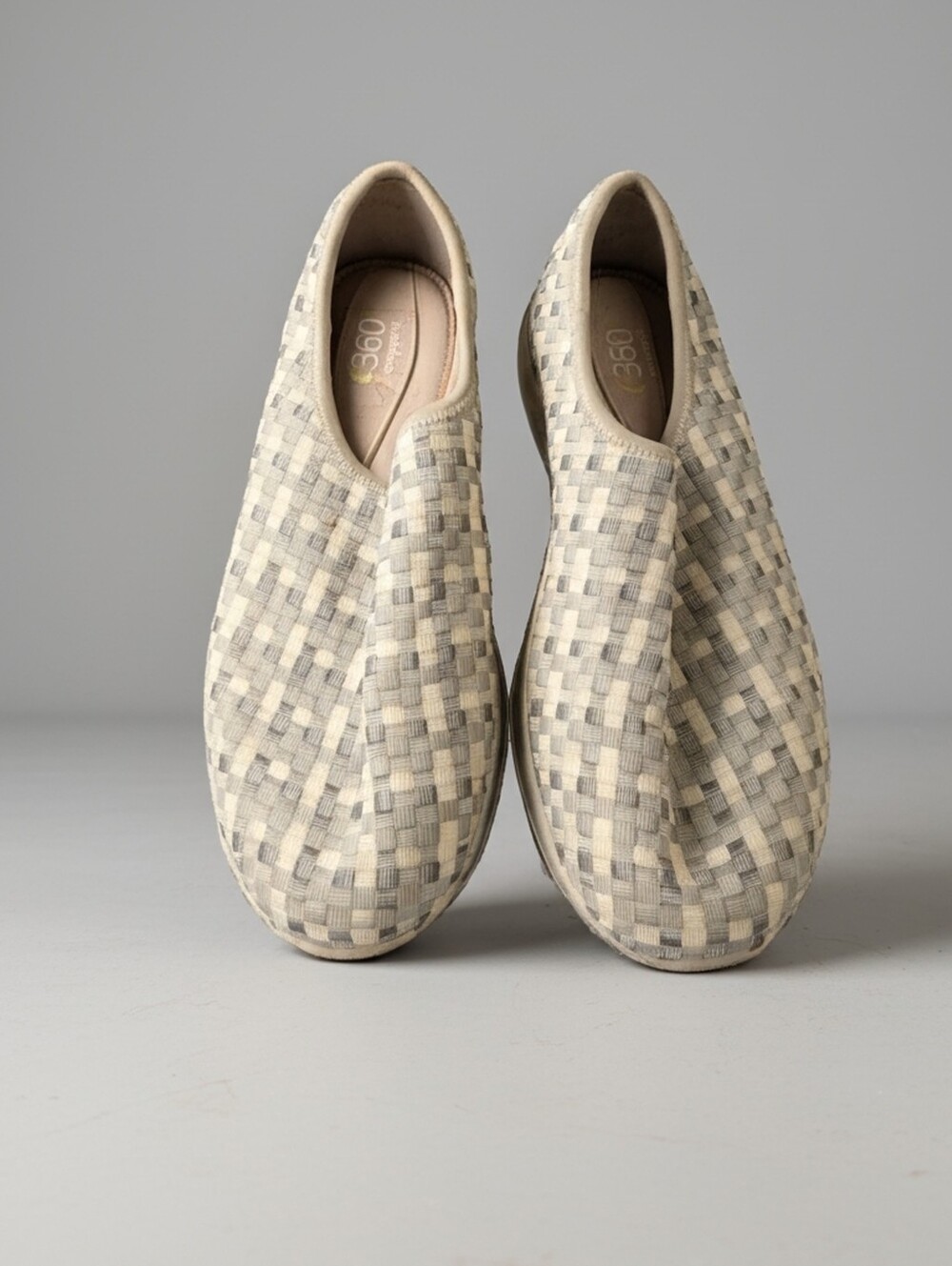 woven slip-on shoes from Easy Spirit's e360 line 8.5